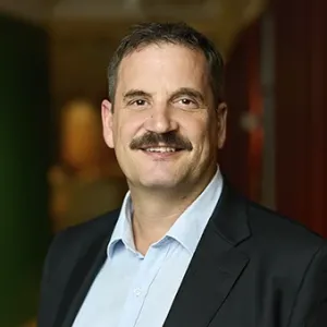 Steven Bowden